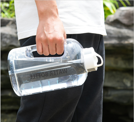 Plastic Drinkware